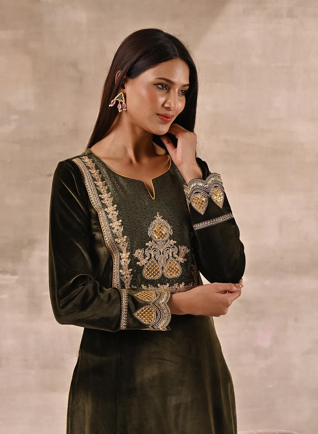 Olive Velvet Kurta Set With Heavy Front Yoke Zari Embroidery