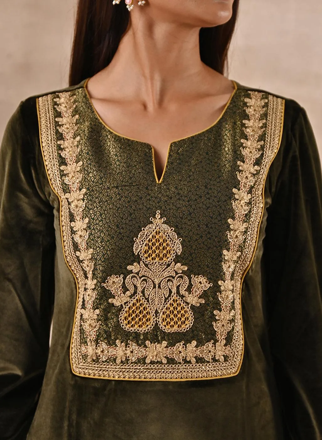 Olive Velvet Kurta Set With Heavy Front Yoke Zari Embroidery