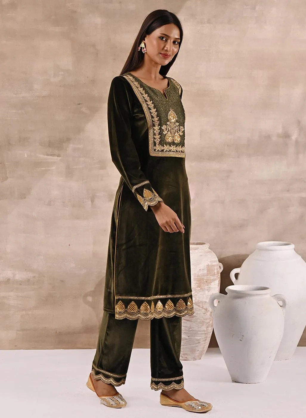 Olive Velvet Kurta Set With Heavy Front Yoke Zari Embroidery